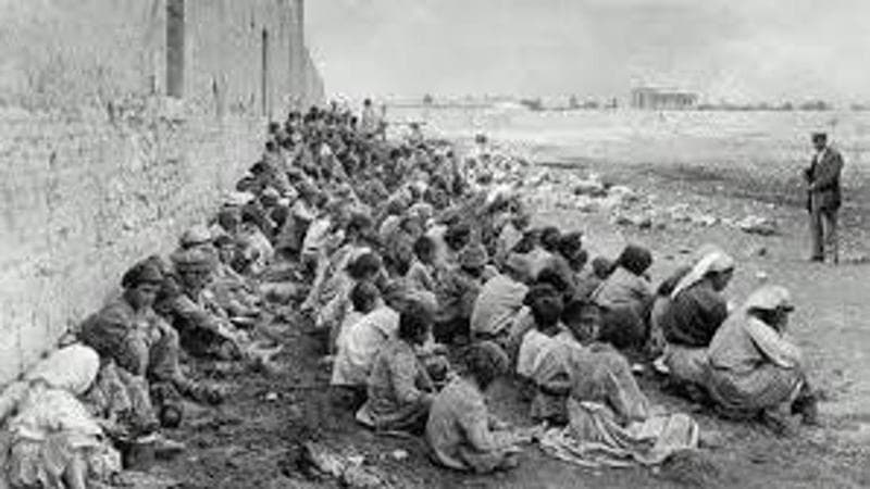 Palestinesi come ebrei, armeni e non solo: le pulizie etniche che sporcano la storia del mondo