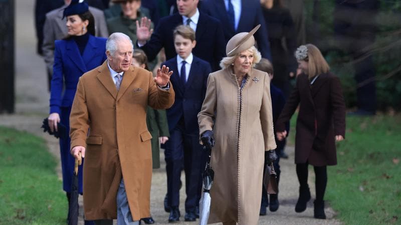 Re Carlo e Camilla visiteranno l’Italia in aprile: “Andranno anche dal Papa”