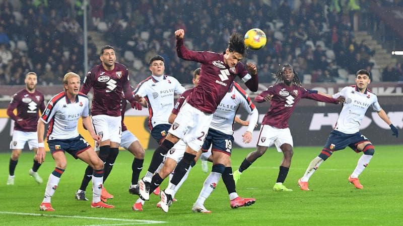 Torino-Genoa 1-1: Pinamonti rimedia a un'autorete di Thorsby
