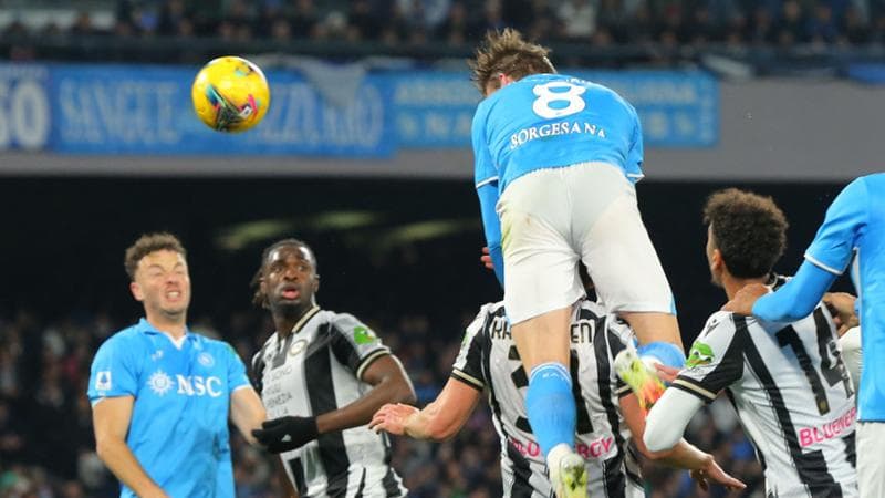 Il colpo di testa di McTominay del momentaneo vantaggio del Napoli