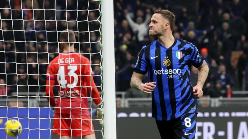 L’Inter riparte tra sviste, proteste e polemiche: Fiorentina battuta 2-1, ora è a -1 dal Napoli