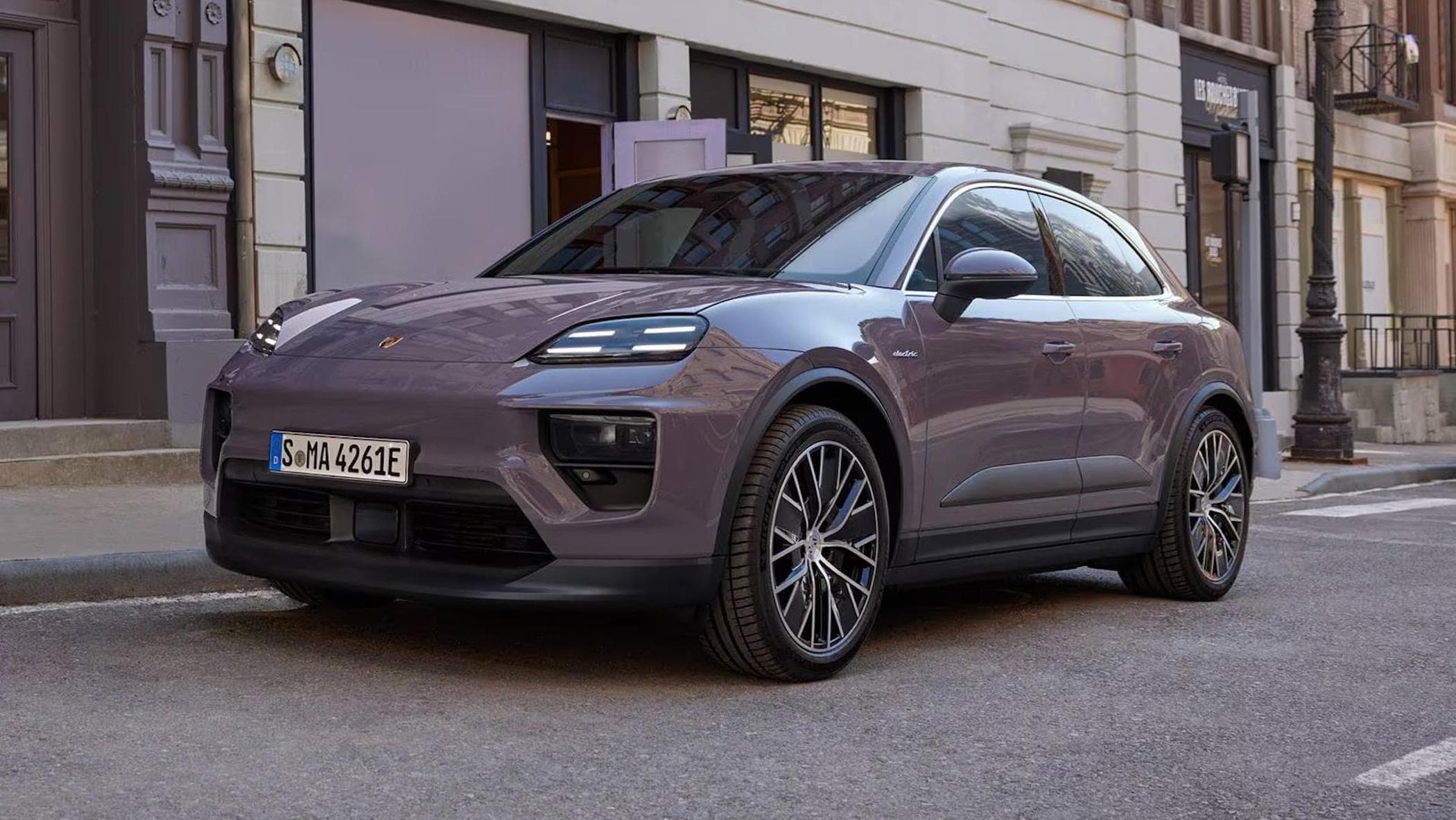 Porsche Italia bir rekor 2024 arşivlendi ve ilk 40 yılını iki sınırlı seriyle kutluyor