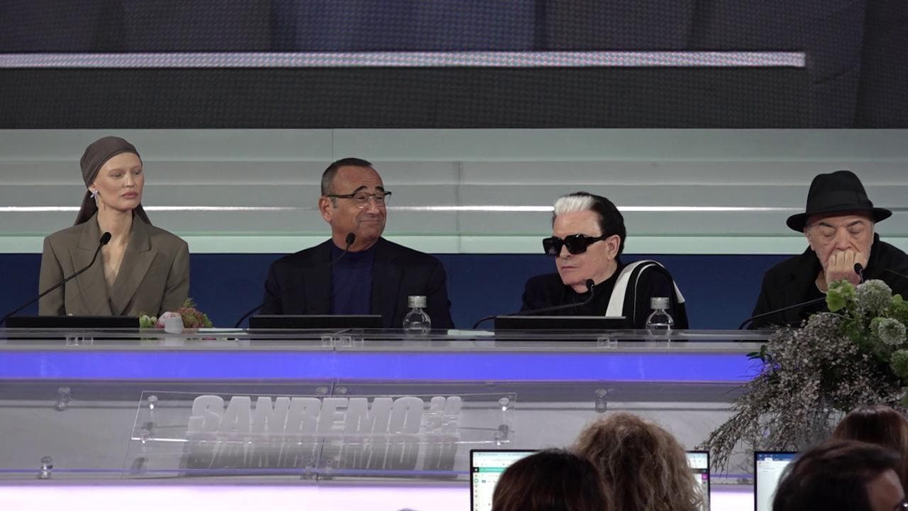 Sanremo, Carlo Conti: "Il Papa ignaro del video? Siamo oltre la fantascienza"