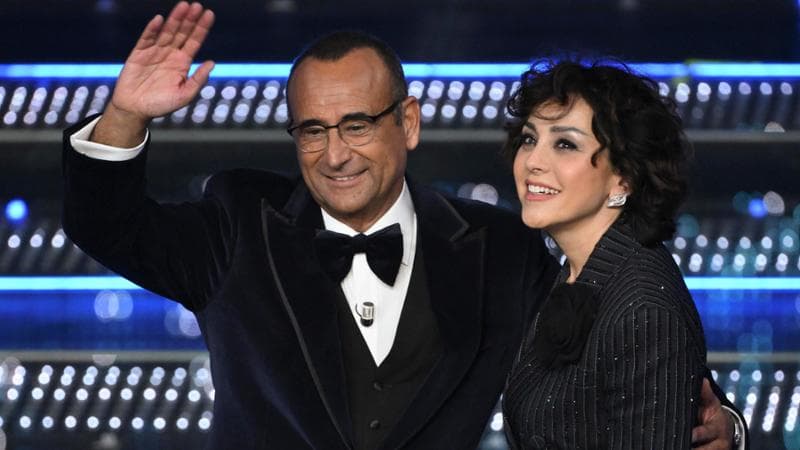 Francesca Vaccaro, la moglie di Carlo Conti in prima fila all’Ariston