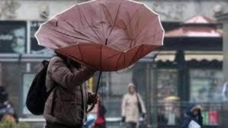 Previsioni meteo, terzo weekend con il maltempo, tra pioggia e neve a bassa quota