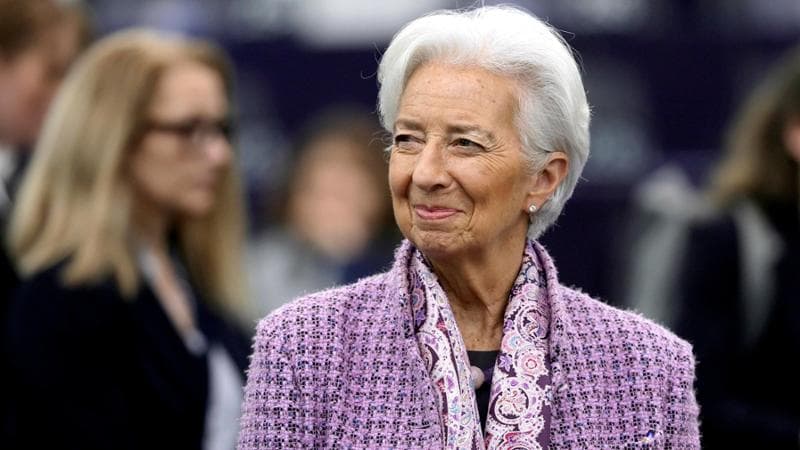 Bce: “Economia debole ma presupposti per ripresa, import Usa cruciale per il commercio”