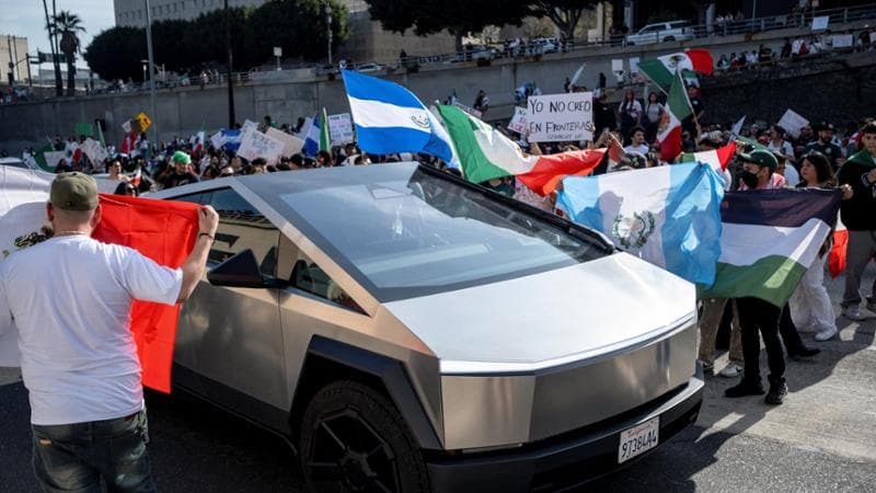 Cybertruck e affari spaziali: ecco cosa guadagna Musk nel patto con Trump