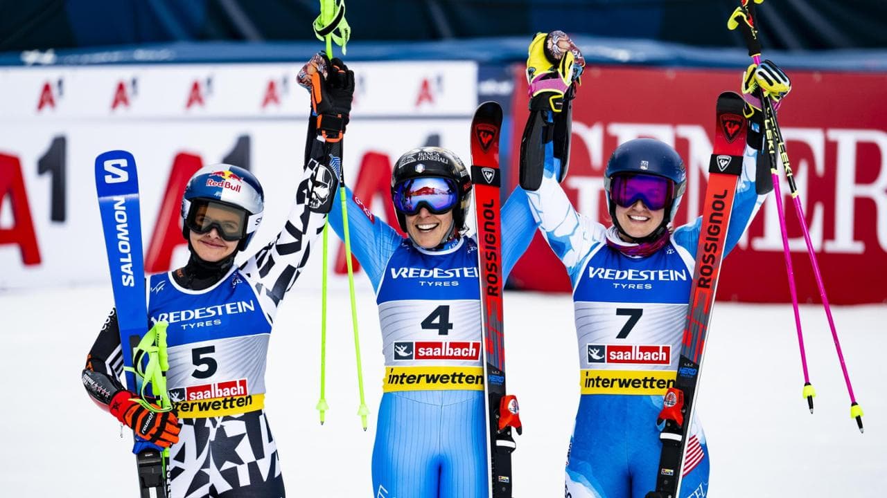 Il podio del gigante di Saalbach: da destra Robinson (seconda), Brignone (prima) e Moltzan (terzo)
