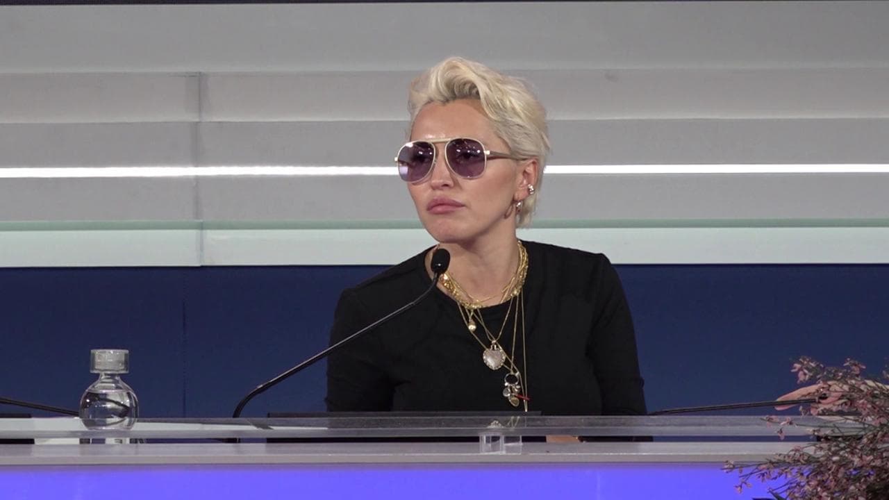 Sanremo, Serena Brancale suona 'Anema e core' in versione jazz