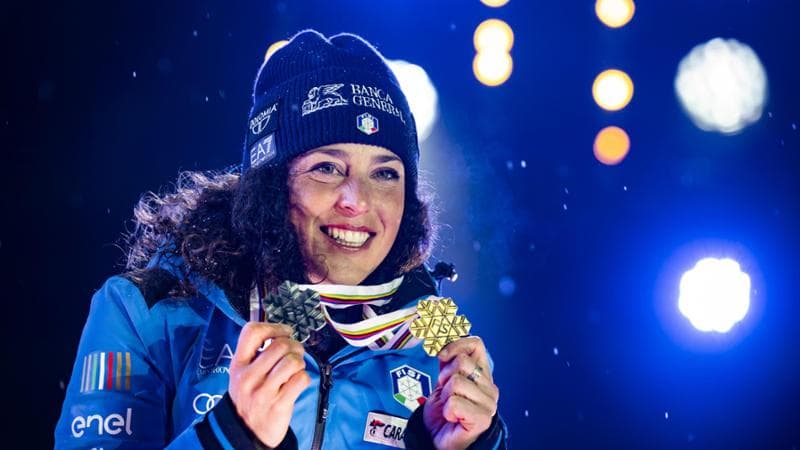 Federica Brignone con la medaglia d'oro