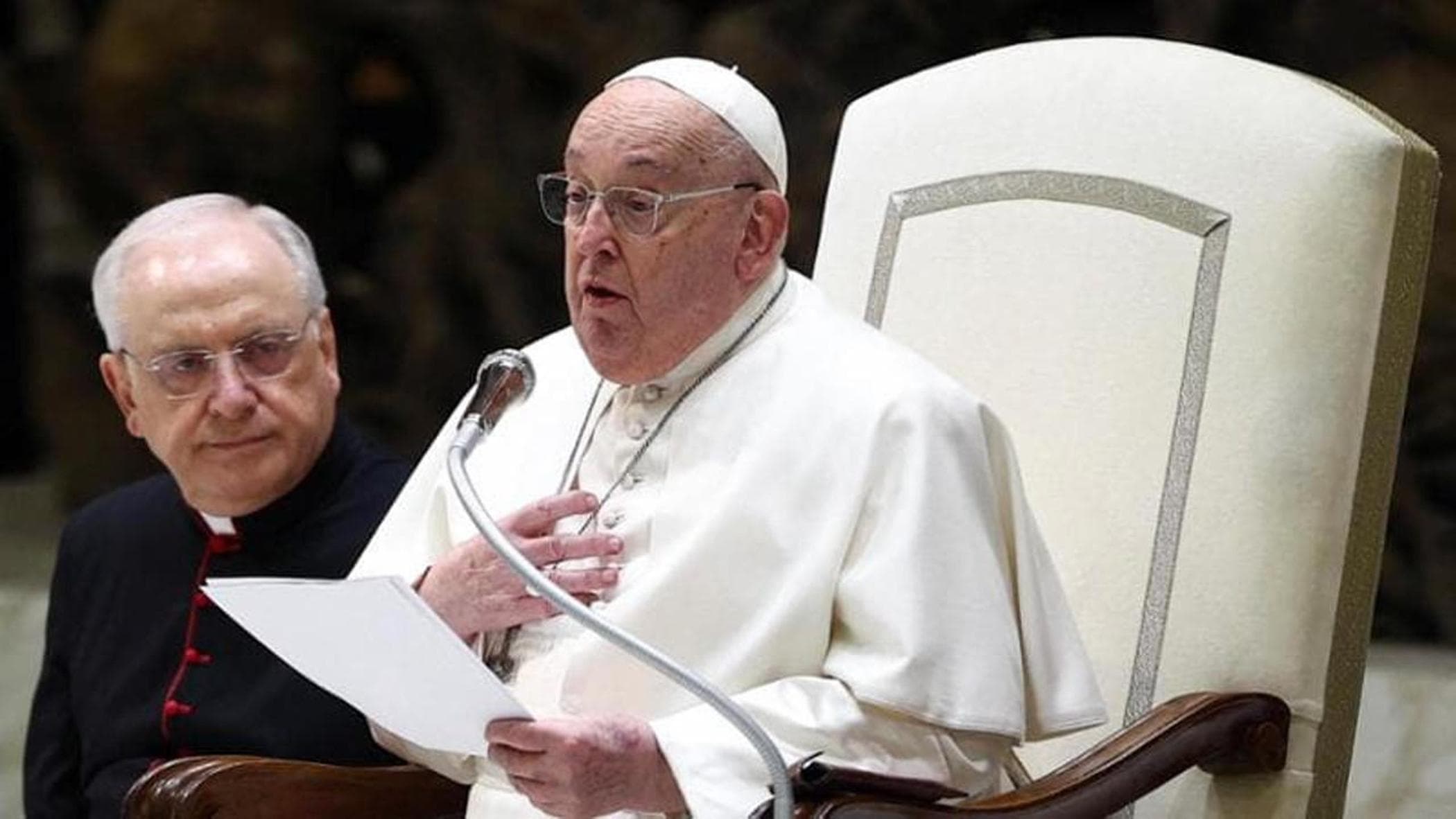 Papa Francis, Gemelli'ye bronşit için itiraf etti: “Beş güne kadar hastanede”