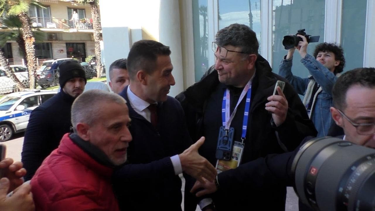 Sanremo 2025, Vannacci cavalca la kermesse: "Elodie non so chi sia, ma se non vota Meloni fa bene"