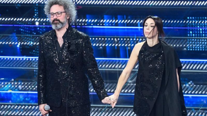 Simone Cristicchi con la compagna Amara a Sanremo 2025
