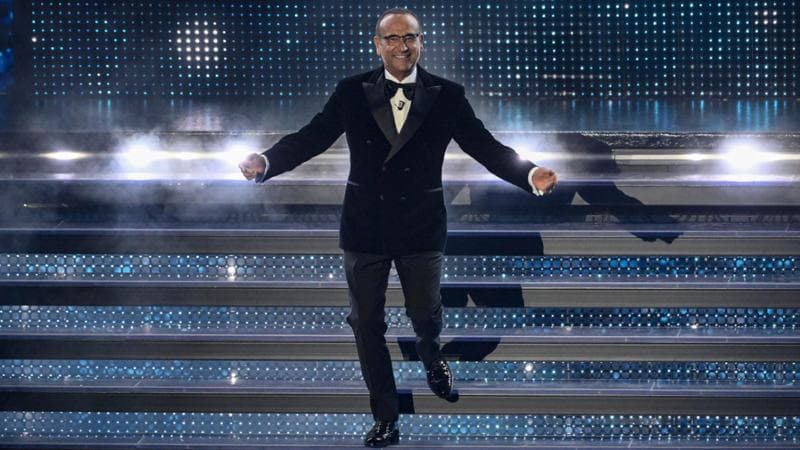 Carlo Conti, il conduttore tranquillo per il Paese che non vuole guai