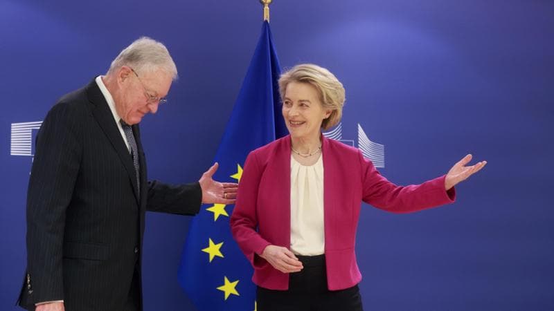 La presidente Ue Von Der Leyen e l&rsquo;inviato di Trump, Keith Kellogg
