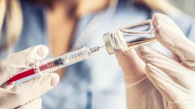 Forza Italia sfida i no vax della maggioranza: “Il governo punti sui vaccini”