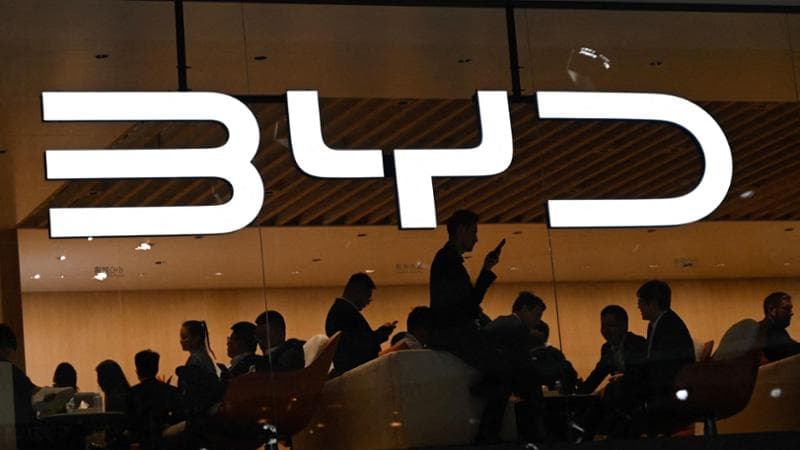 Auto, i cinesi di Byd a caccia della componentistica made in Europe