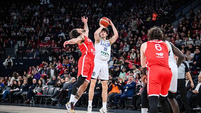 Gabriele Procida al tiro (foto italbasket)