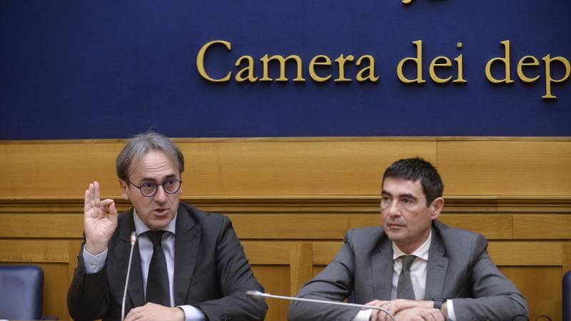 Sezioni in comune, omaggi a Langer e Ingrao: prove di fusione tra Verdi e Si, Avs punta al 10%
