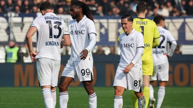 La delusione dei giocatori del Napoli a fine partita