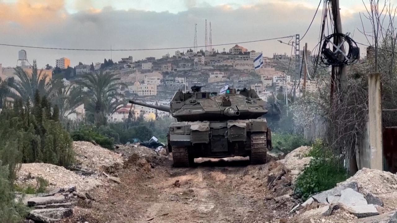 Cisgiordania, a Jenin entrano i carri armati e le ruspe israeliane: "Distrutte 120 case"