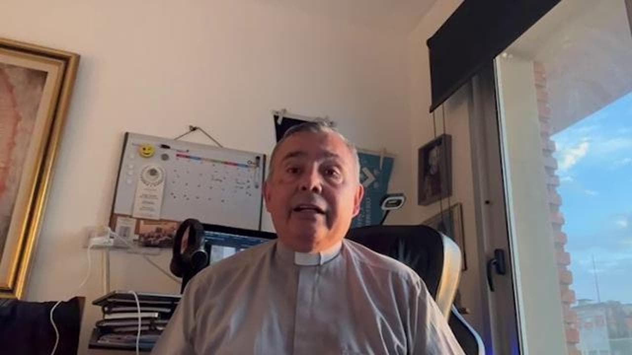 Buenos Aires, il messaggio di don Claudio Caruso: "Vicini a Francesco, papa dei 'cartoneros'"