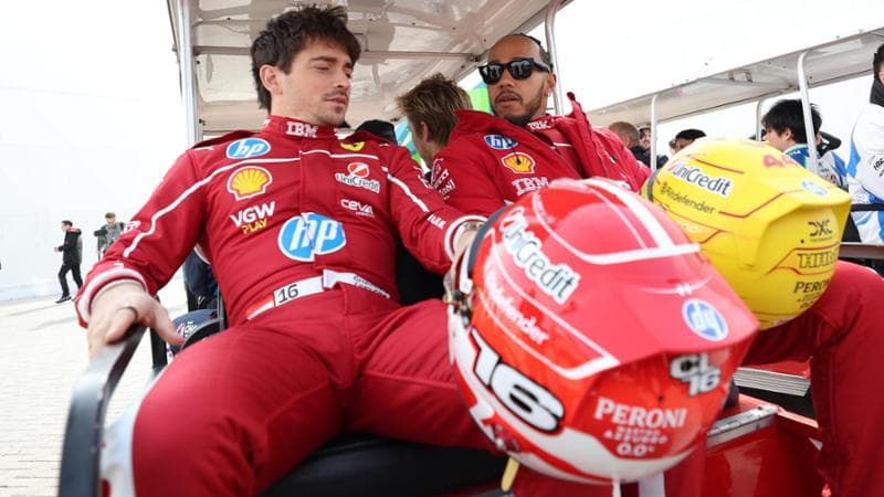Charles Leclerc e Lewis Hamilton