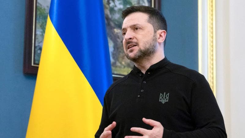 Trump: “Intesa sulle terre rare, Zelensky la firmerà venerdì”