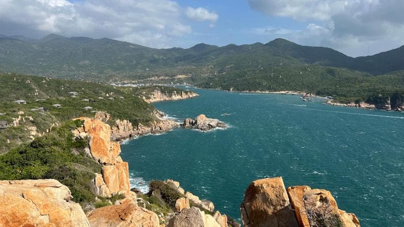 Il Parco Nazionale di Nui Chua dal Goga Peak dell'Amanoi