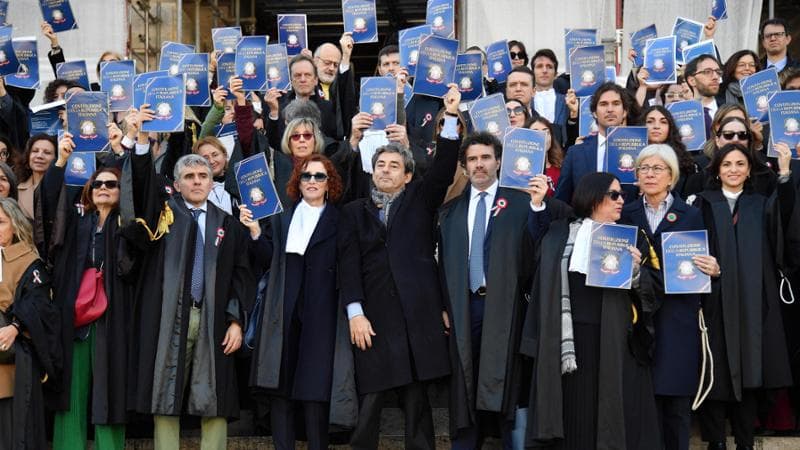 Sciopero, Anm: "Un successo, siamo quasi all'80%". La sveglia di Carofiglio: "Parliamo a tutti"
