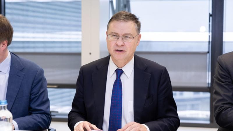 VALDIS DOMBROVSKIS COMMISSARIO EUROPEO DESIGNATO PER L'ECONOMIA, LA PRODUTTIVITÀ, L'ATTUAZIONE E LA SEMPLIFICAZIONE