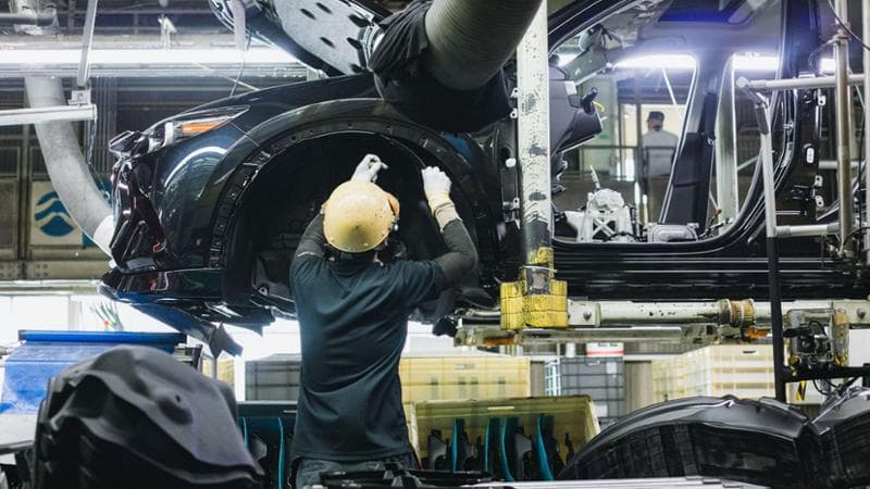 MAZDA PRODUZIONE AUTO AUTOMOBILE AUTOMOBILI INDUSTRIA AUTOMOBILISTICA