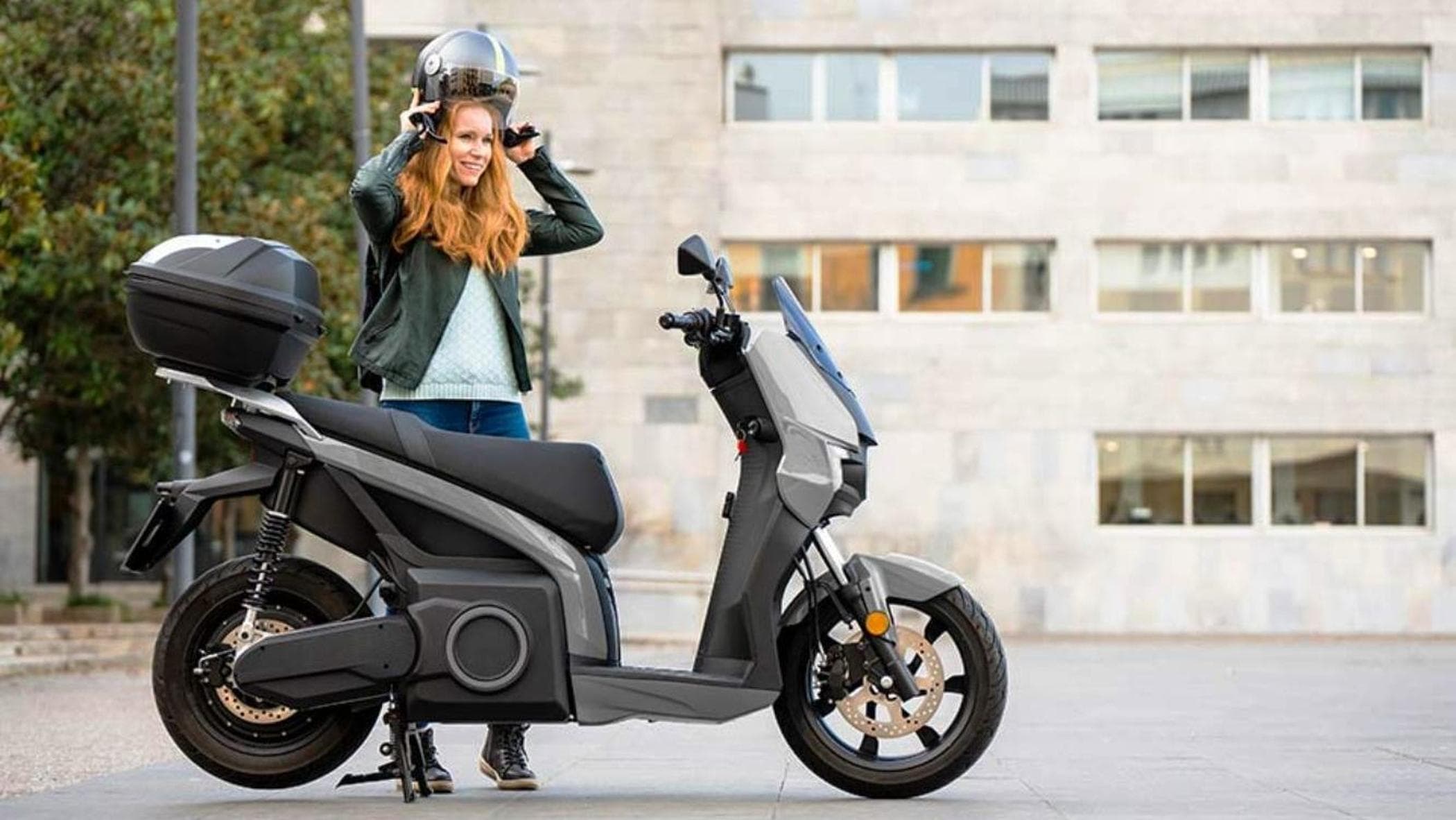 Euro 5'in Sonu Şubat ayında iki motorlu tekerlek satışını fren yapıyor. Quadricycles de kötü