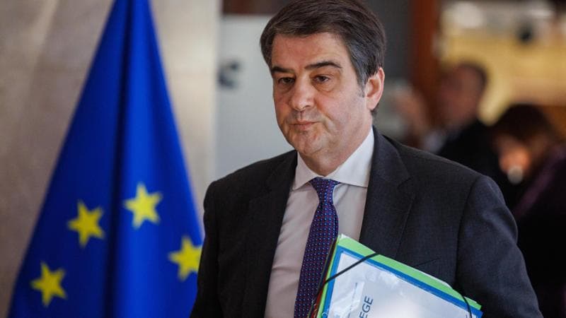 Fitto: “Non è obbligatorio usare i fondi di coesione per il riarmo. Ognuno sceglierà in autonomia”