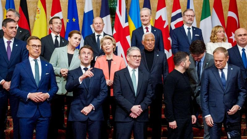 Londra, 2 marzo: i leader europei con il premier britannico, quello canadese e il presidente ucraino al vertice sulla sicurezza