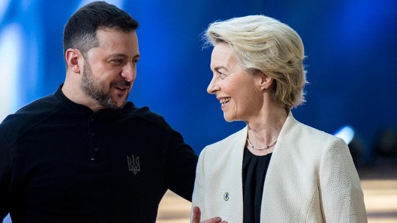 Zelensky al Consiglio europeo: “Abbiamo bisogno dei vostri contingenti armati”