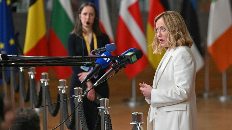 Armi, sì di Meloni al piano Ursula: “Ma no ai fondi di coesione”. Italia al summit militare per Kiev