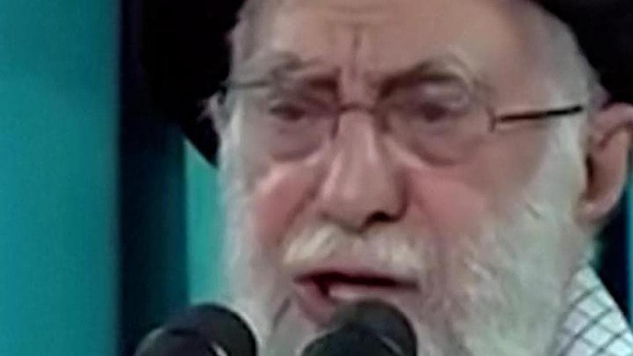 Iran, Khamenei sfida Trump: "Non negoziamo con Paesi prepotenti"