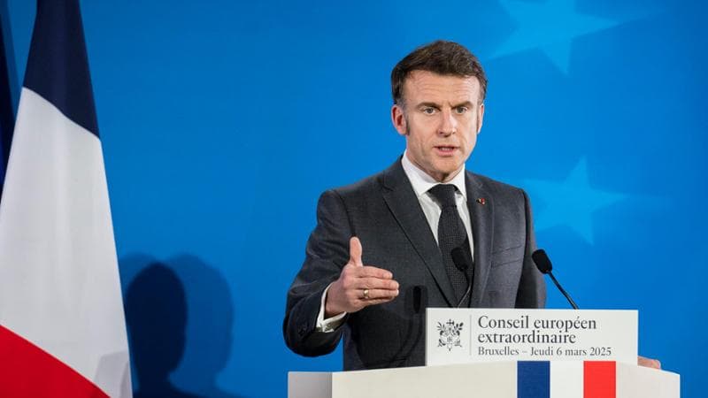 Macron ora accelera: “Subito i rinforzi alle truppe di Zelensky”