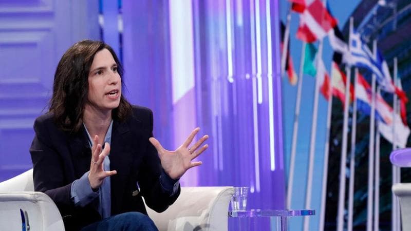 Il Pd tra favorevoli e astenuti. Schlein: la linea non cambia