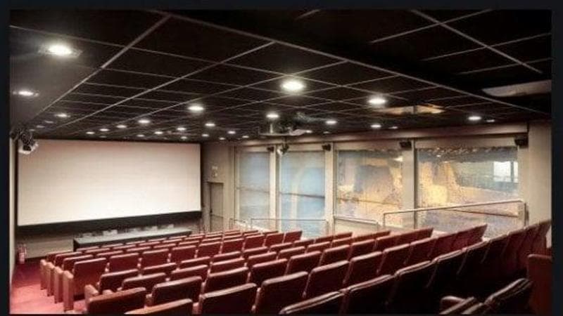Cinema, l’allarme delle associazioni: “Siamo al collasso, serve un nuovo tax credit”