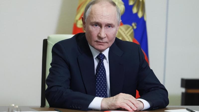 Ucraina, Putin risponde all’appello Usa ma prende tempo sulla tregua