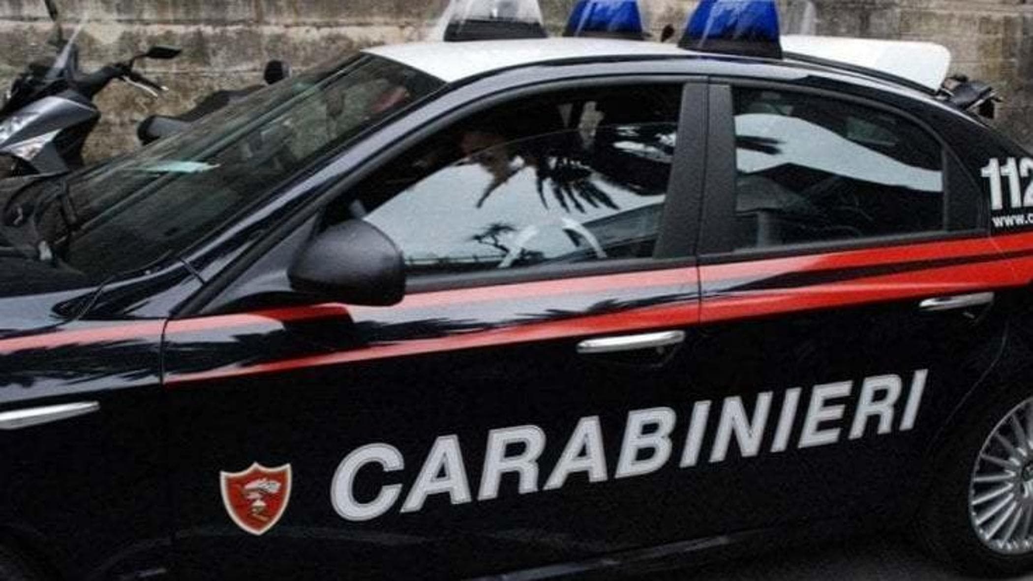 San Benedetto Del TRONTO, 24 yaşındaki çocuk sokakta pala ile öldürüldü, diğer üç yaralı
