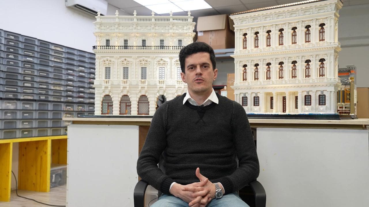 Nello studio di un Lego Artist: "Un milione di mattonicini per raccontare l'Italia"
