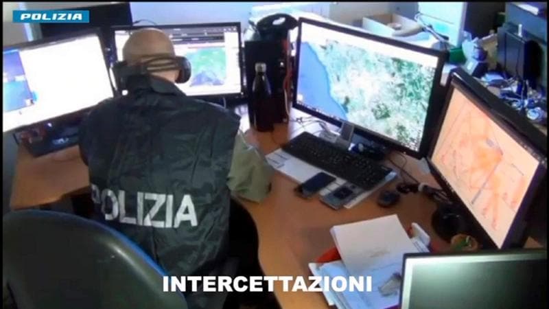 Intercettazioni, via libera al limite di 45 giorni. Protesta in aula: “Immunità ai delinquenti”