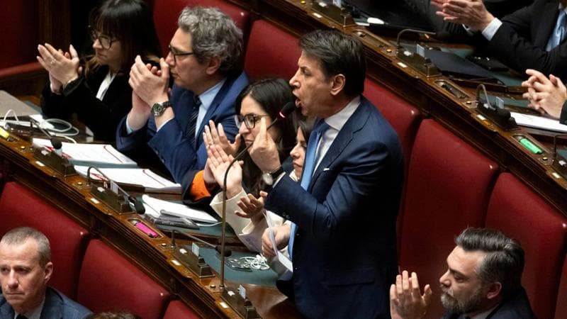 Ma anche sull’Europa Conte si tiene lontano dal Pd