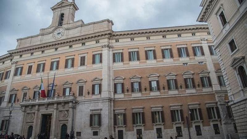 Nuovo Def, no alle stime triennali. Rottura governo-opposizioni