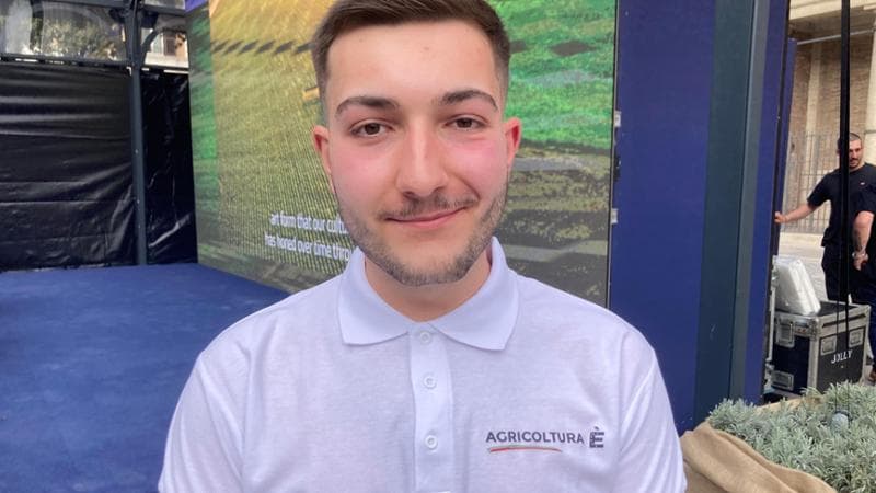 Lo studente: “A noi giovani la Ue piace, a maggio vado in Erasmus”