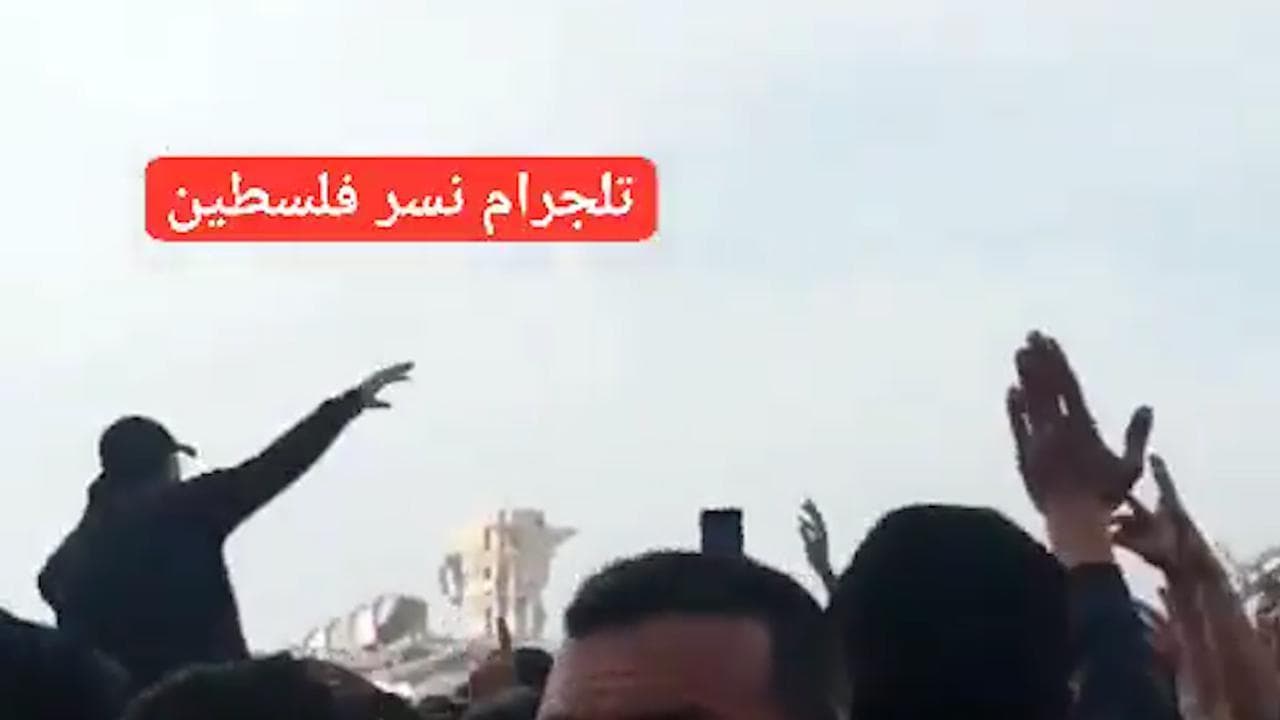 Medio Oriente, nel nord di Gaza scoppiano proteste contro Hamas: “Fuori Hamas, fuori!”