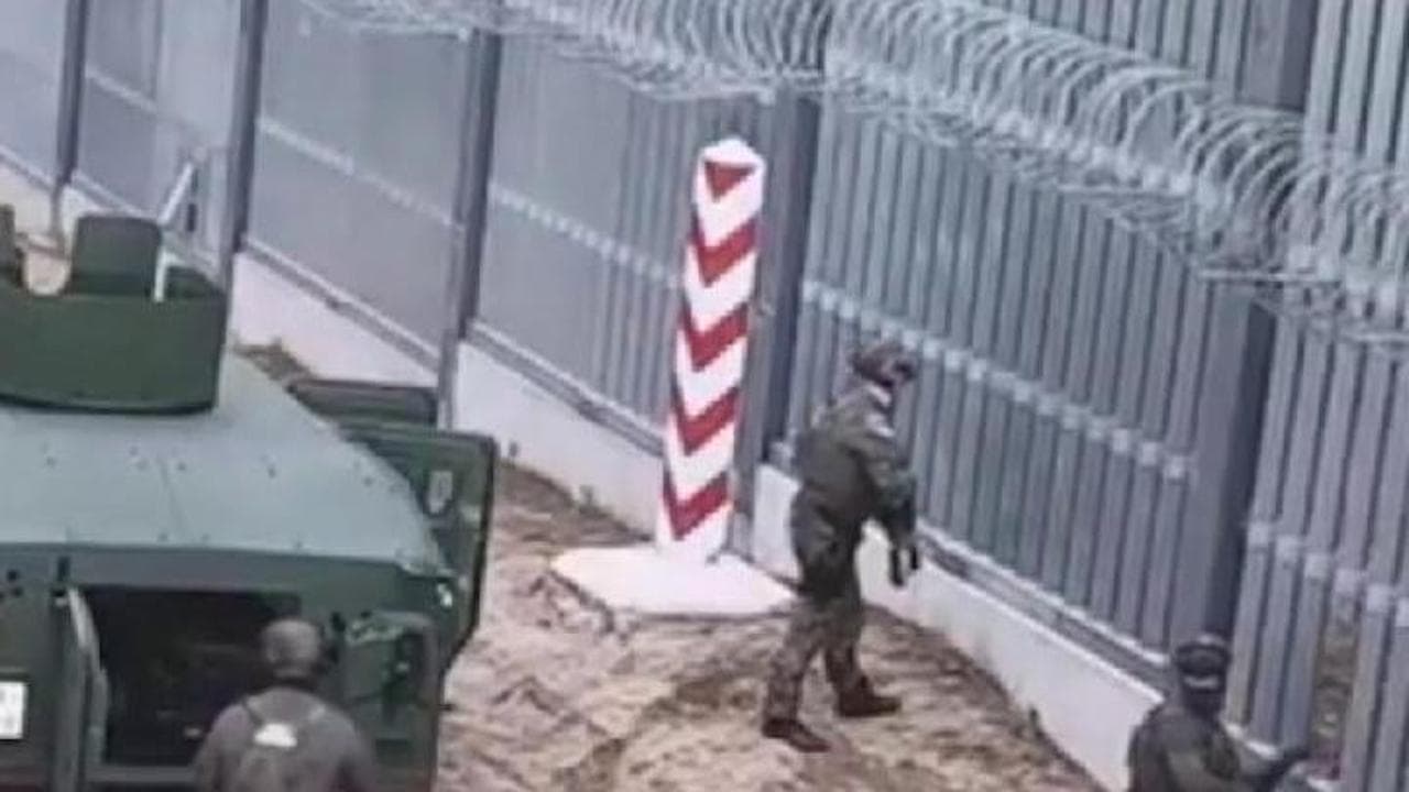 Polonia, migranti tentano di attraversare il confine dalla Bielorussia: l'intervento della polizia